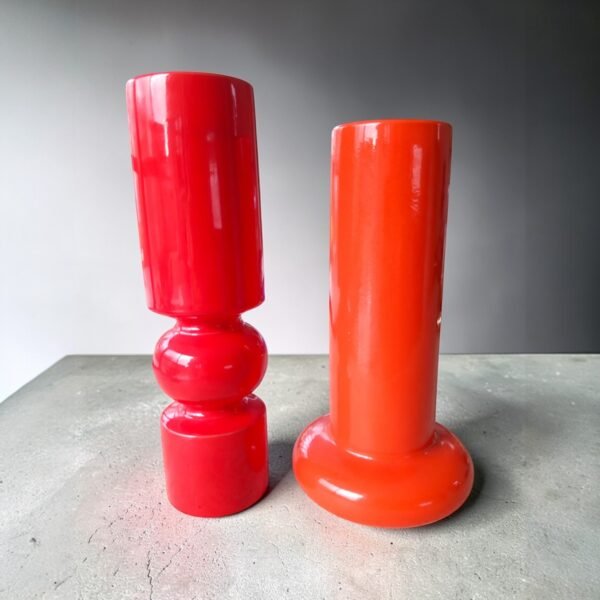 Set van 2 iconische Sicart design vazen – Italië jaren 60/70 – hoogglans keramiek